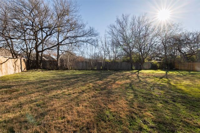205 N State Highway 101, Chico, TX 76431