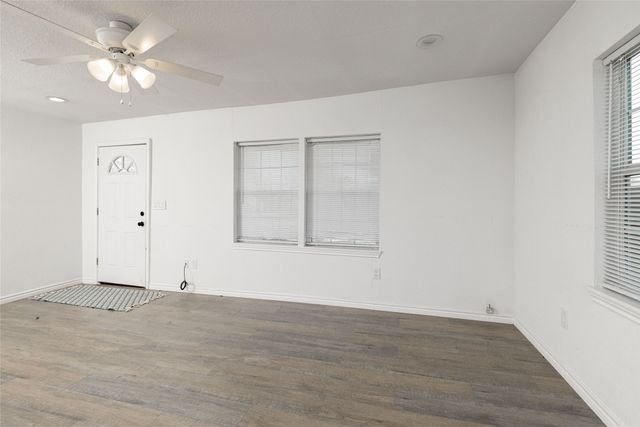 205 N State Highway 101, Chico, TX 76431