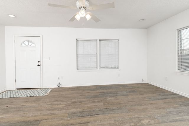 205 N State Highway 101, Chico, TX 76431
