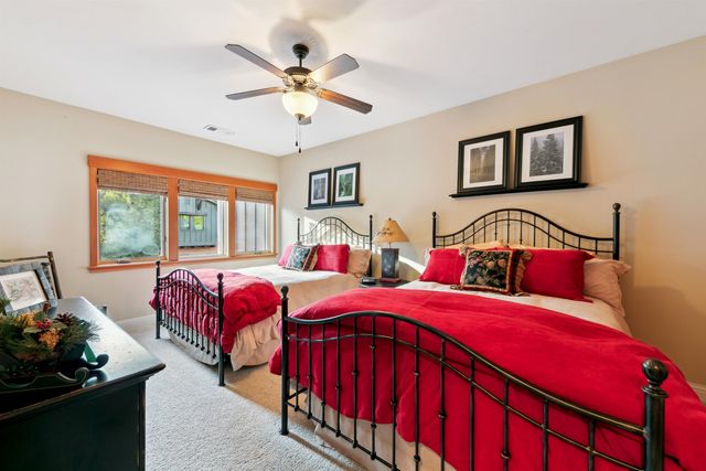 11711 Hope Ct Unit B, Truckee, CA 96161