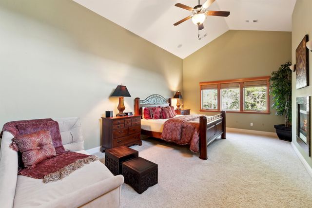 11711 Hope Ct Unit B, Truckee, CA 96161