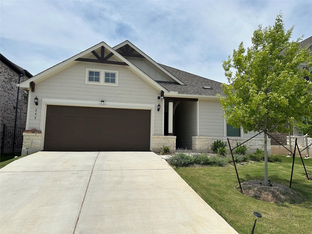 240 Canyoncrest WAY, Liberty Hill, TX 78641