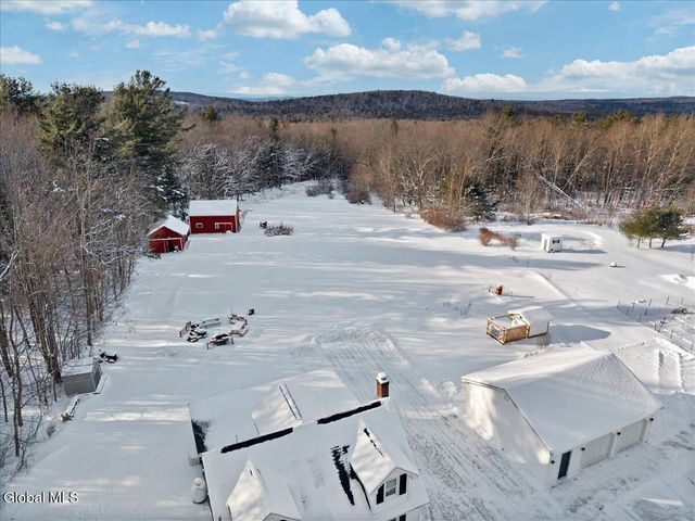 263 County Route 85, Grafton, NY 12052