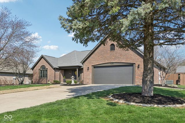 7378 W Creekside Drive, New Palestine, IN 46163
