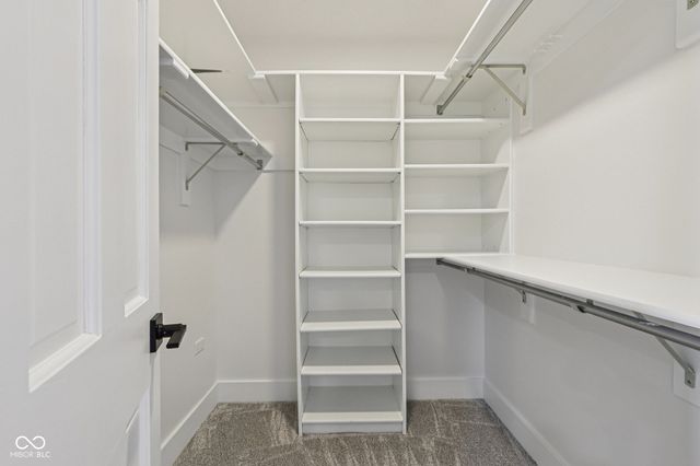 7378 W Creekside Drive, New Palestine, IN 46163