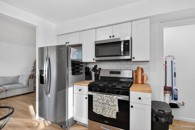 7571 William Street, Taylor, MI 48180