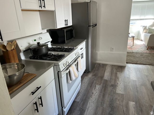 1766 E SOUTHWOODSIDE DR, Holladay, UT 84124