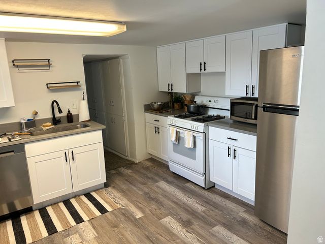 1766 E SOUTHWOODSIDE DR, Holladay, UT 84124
