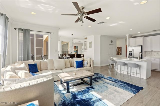 2150 Khasia PT, Naples, FL 34119