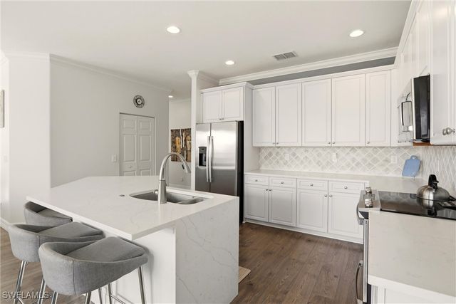 2150 Khasia PT, Naples, FL 34119