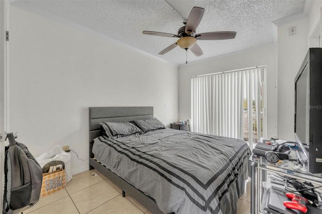 145 OYSTER BAY CIRCLE 220, Altamonte Springs, FL 32701