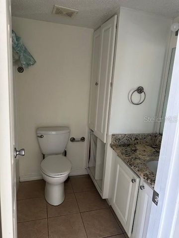 145 OYSTER BAY CIRCLE 220, Altamonte Springs, FL 32701