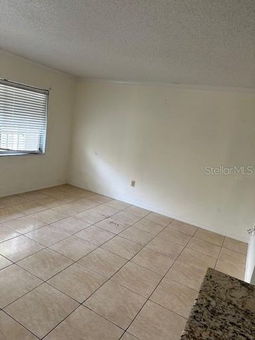 145 OYSTER BAY CIRCLE 220, Altamonte Springs, FL 32701