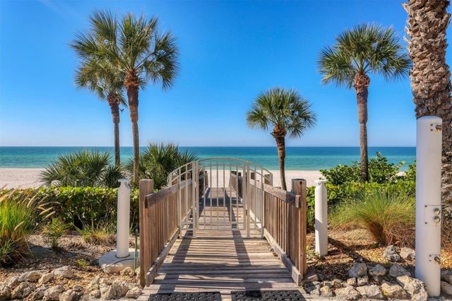 1800 BENJAMIN FRANKLIN DRIVE A205, Sarasota, FL 34236