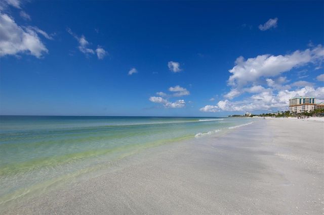 1800 BENJAMIN FRANKLIN DRIVE A205, Sarasota, FL 34236