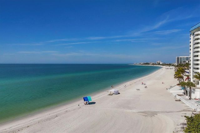 1800 BENJAMIN FRANKLIN DRIVE A205, Sarasota, FL 34236