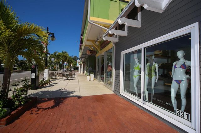 1800 BENJAMIN FRANKLIN DRIVE A205, Sarasota, FL 34236