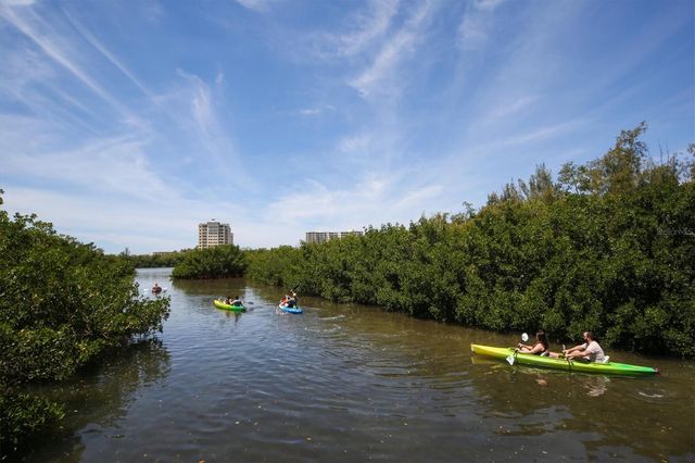 1800 BENJAMIN FRANKLIN DRIVE A205, Sarasota, FL 34236