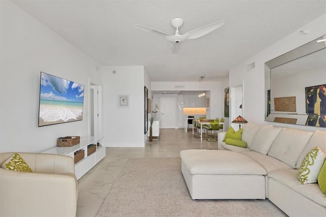 1800 BENJAMIN FRANKLIN DRIVE A205, Sarasota, FL 34236