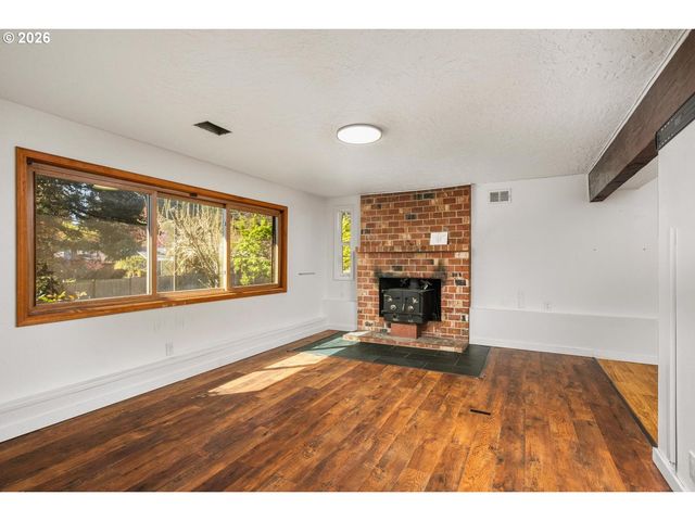 8501 Sw IROQUOIS Dr, Tualatin, OR 97062