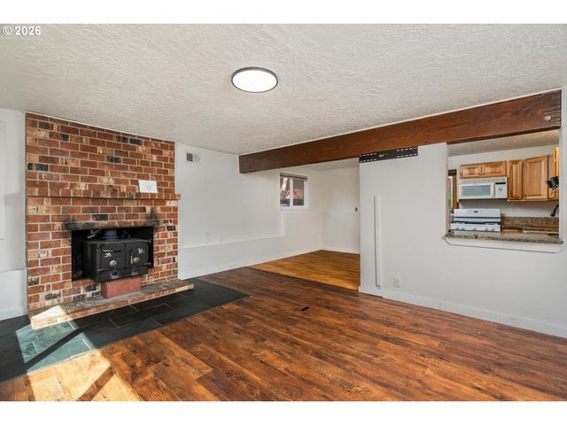 8501 Sw IROQUOIS Dr, Tualatin, OR 97062