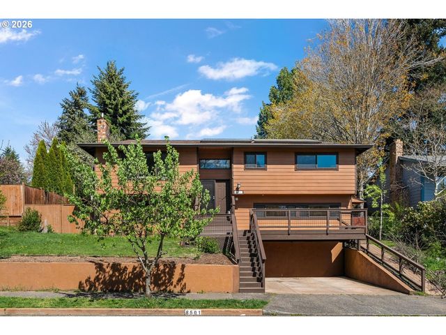 8501 Sw IROQUOIS Dr, Tualatin, OR 97062