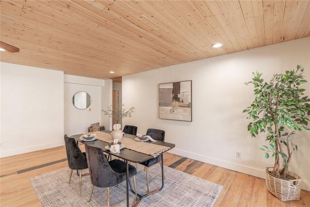 1910 Leawood Place, Edmond, OK 73034