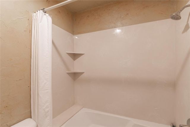 1910 Leawood Place, Edmond, OK 73034