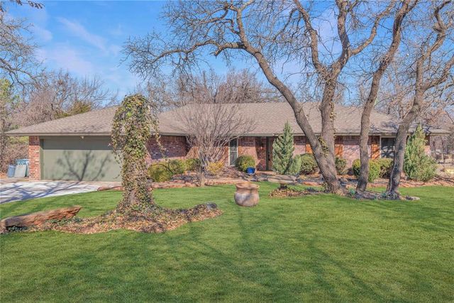 1910 Leawood Place, Edmond, OK 73034