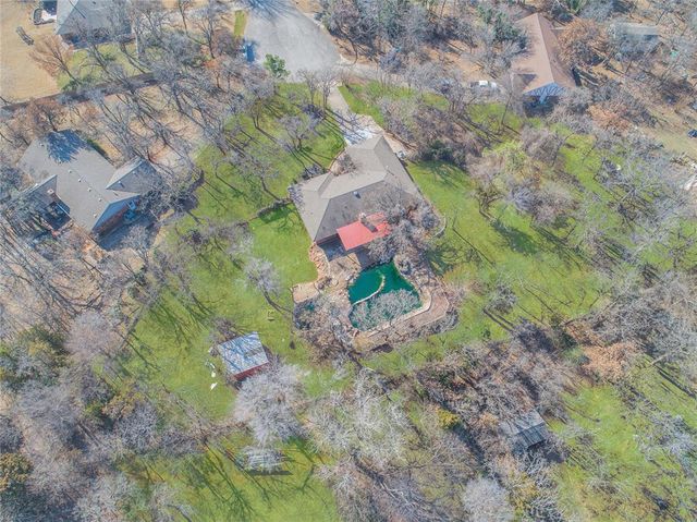 1910 Leawood Place, Edmond, OK 73034