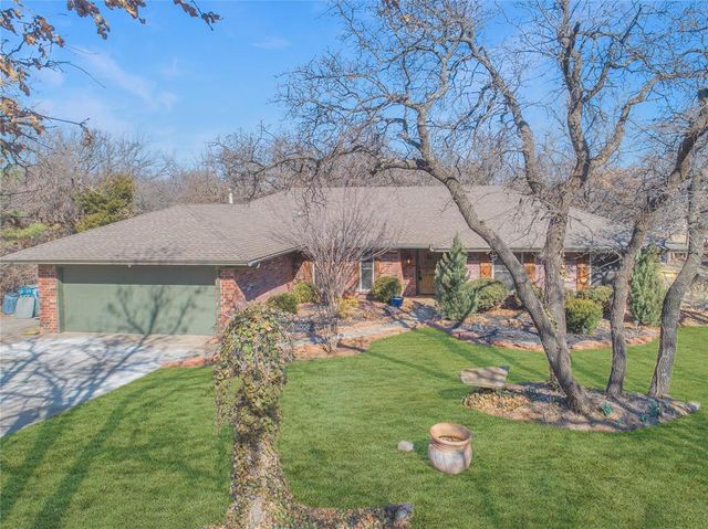 1910 Leawood Place, Edmond, OK 73034