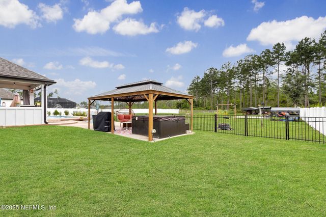 36501 SHORTLEAF Avenue, Hilliard, FL 32046