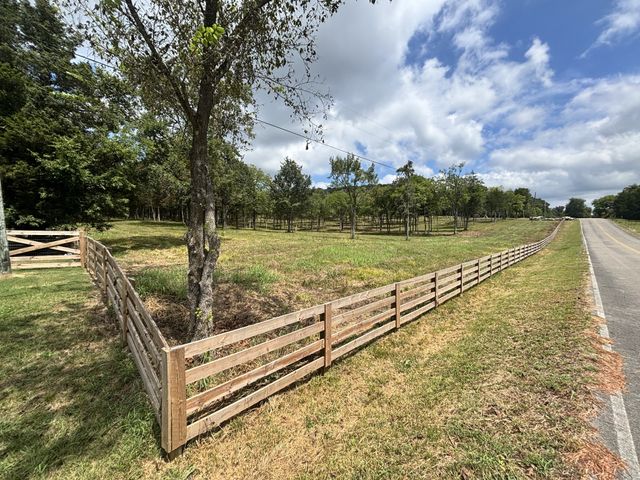 9205 Bowles Rd, Rockvale, TN 37153