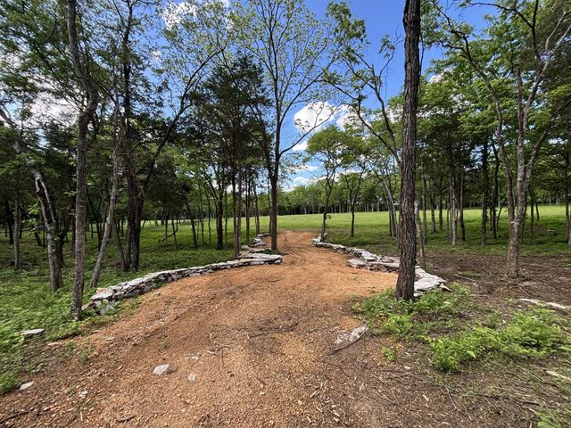 9205 Bowles Rd, Rockvale, TN 37153