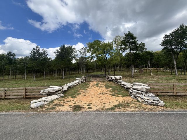 9205 Bowles Rd, Rockvale, TN 37153