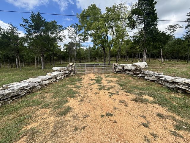 9205 Bowles Rd, Rockvale, TN 37153