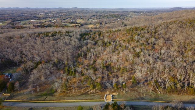 9205 Bowles Rd, Rockvale, TN 37153