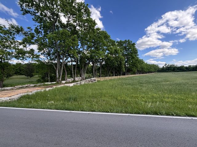 9205 Bowles Rd, Rockvale, TN 37153