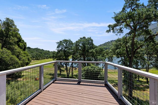 2630 Greenway Dr, Kelseyville, CA 95451