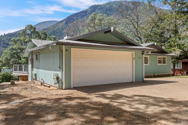 2630 Greenway Dr, Kelseyville, CA 95451