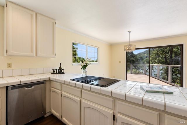 2630 Greenway Dr, Kelseyville, CA 95451