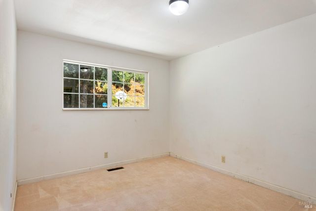 2630 Greenway Dr, Kelseyville, CA 95451