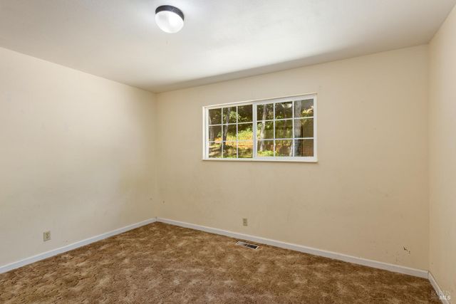 2630 Greenway Dr, Kelseyville, CA 95451