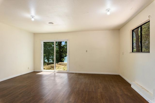 2630 Greenway Dr, Kelseyville, CA 95451
