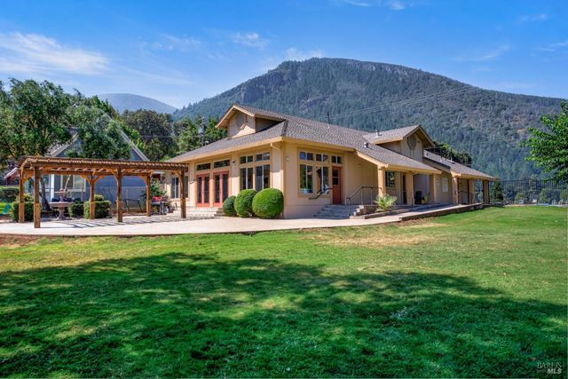 2630 Greenway Dr, Kelseyville, CA 95451