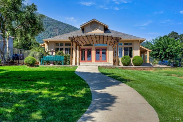 2630 Greenway Dr, Kelseyville, CA 95451