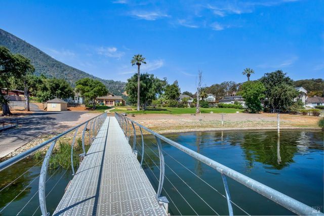 2630 Greenway Dr, Kelseyville, CA 95451