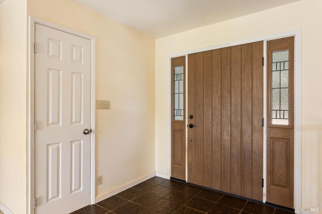 2630 Greenway Dr, Kelseyville, CA 95451