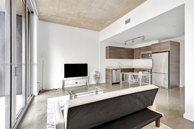 151 SE 1st St 1107, Miami, FL 33131