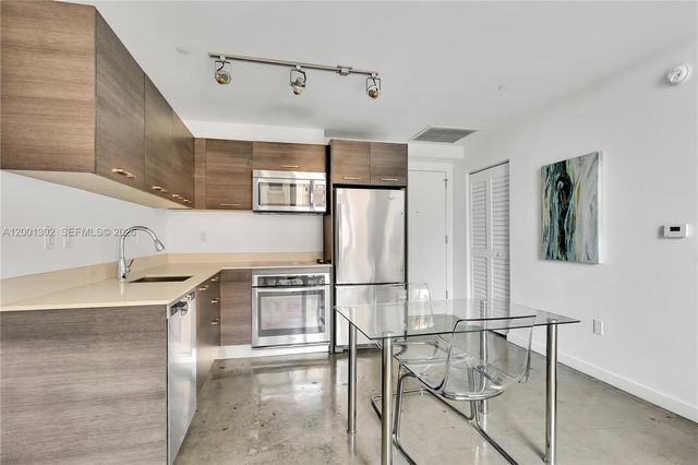 151 SE 1st St 1107, Miami, FL 33131